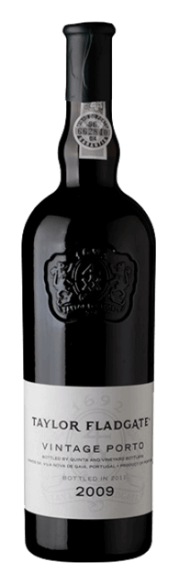 A vintage Port wine which manages to combine the massive structure and powerful fruitiness of the 2009 harvest with elegance, poise and...