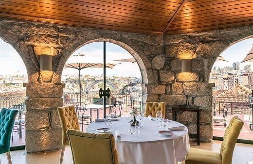 Make the most of your trip to the Taylor’s cellars by accompanying your visit with a sumptuous lunch or dinner at our Barão Fladgate Restaurant.